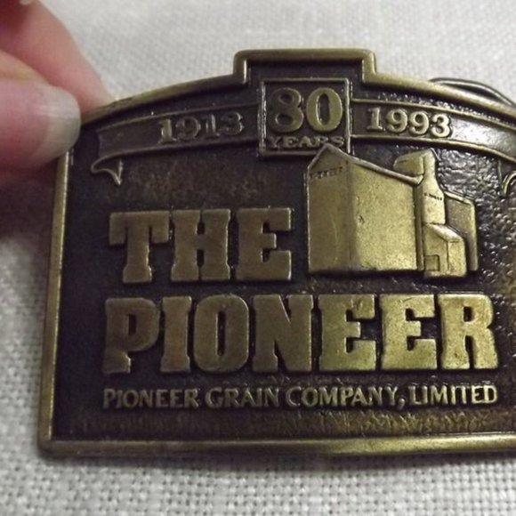 Vintage "The Pioneer" Farming Industry Belt Buckle - Picture 3 of 8